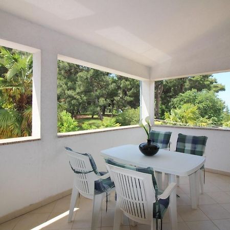 Apartment In Porec/Istrien 10214 Eksteriør billede