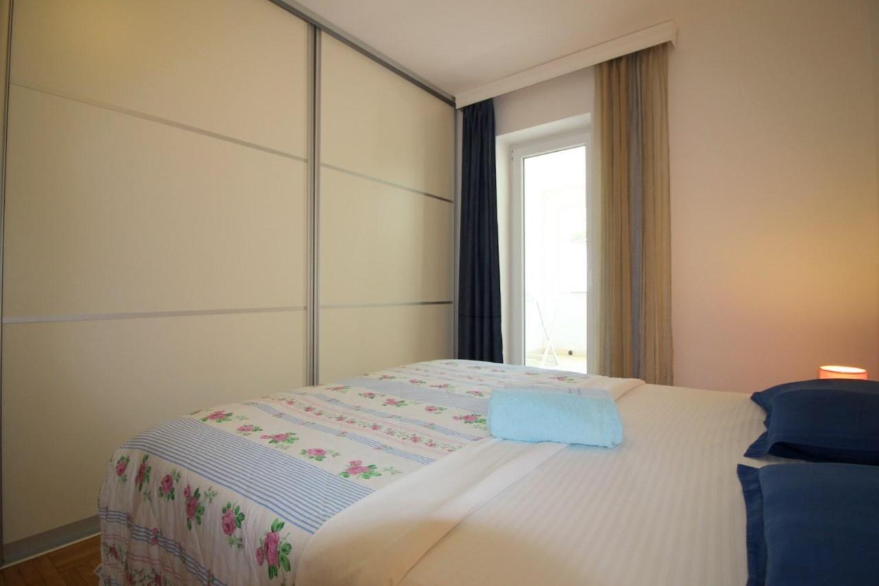 Apartment In Porec/Istrien 10214 Eksteriør billede